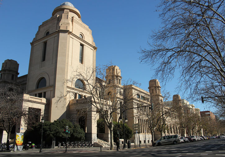 Edificio de Rectorado de la Universitat de València.